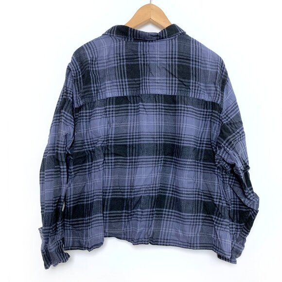 Levi's Boxy Cropped Plaid Shirt - Picture 4 of 4